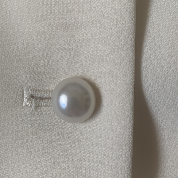 COPY - Cream maxi skirt suit rosette brooch satin notch collar nonwrinkling EUC - Picture 6 of 11